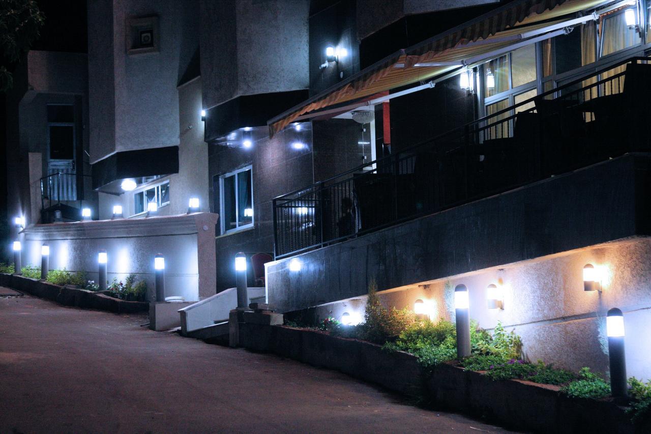 Manrashiwa Hotel Addis Ababa Bagian luar foto