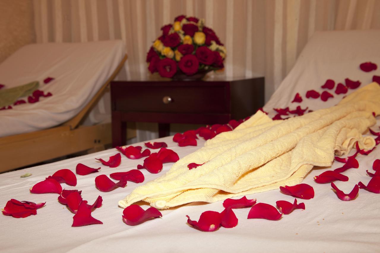 Manrashiwa Hotel Addis Ababa Bagian luar foto