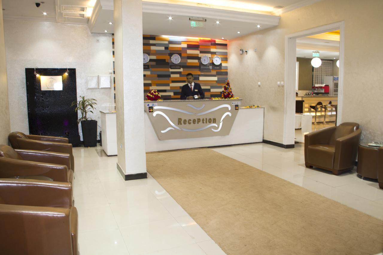 Manrashiwa Hotel Addis Ababa Bagian luar foto