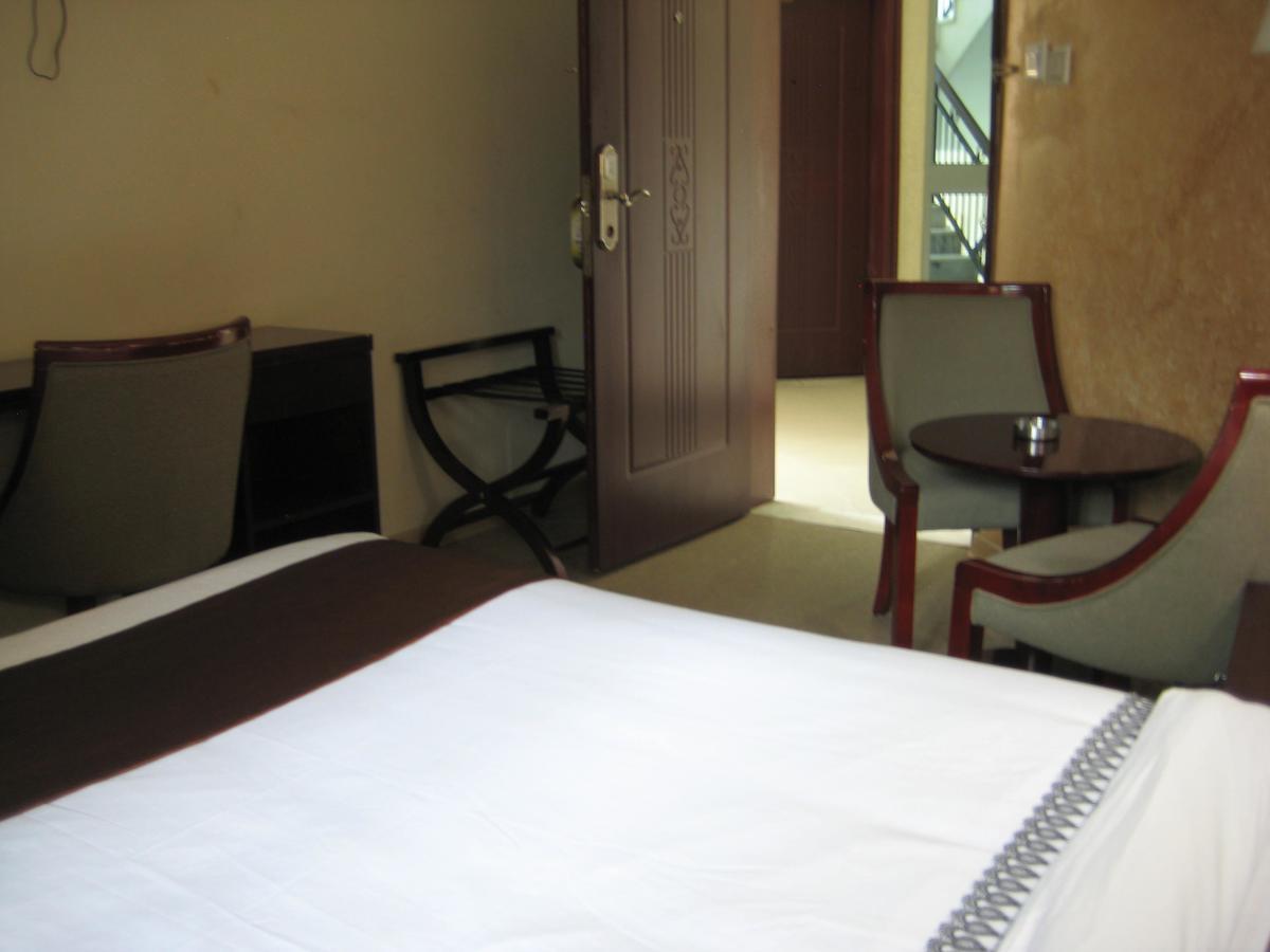 Manrashiwa Hotel Addis Ababa Bagian luar foto